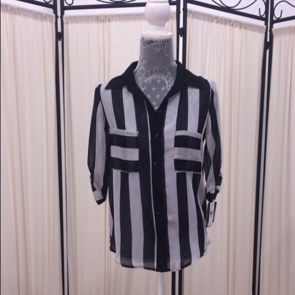 Top - Picture 1 of 1